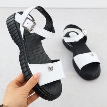 Skórzane sandały damskie na grubej podeszwie z motylkiem białe Filippo  DS6811