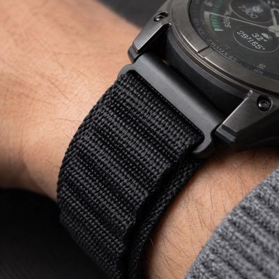 6. Pasek Tech-Protect Nylon Pro na Garmin Fenix 5X / 5X Plus / 6X / 6X Pro / 7X / 8 / 8 Pro / 9 / 9 Pro (47 mm) - czarny
