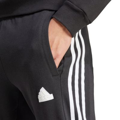 12. Spodnie adidas House of Tiro Fleece M IW0171