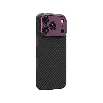 4. Etui AMAZINGTHING Titan Max Lens na iPhone 18 Pro Max z włókna aramidowego z osłoną aparatu kompatybilne z MagSafe - fioletowe