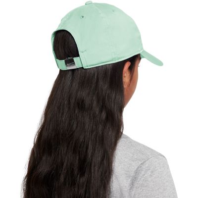 2. Czapka z daszkiem dla dzieci Nike Dri-Fit Club miętowa FB5064 394