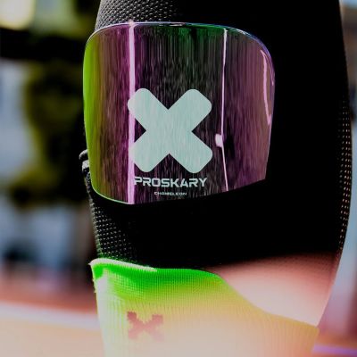 4. Nagolenniki piłkarskie Proskary Chameleon