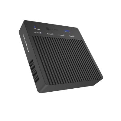 Raidsonic 4-kieszeniowy powielacz USB4 (klon 1:3) dla dysku SSD NVMe M.2