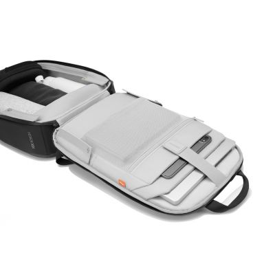 6. XD DESIGN PLECAK ANTYKRADZIEŻOWY BOBBY EDGE BLACK P/N: P706.2501