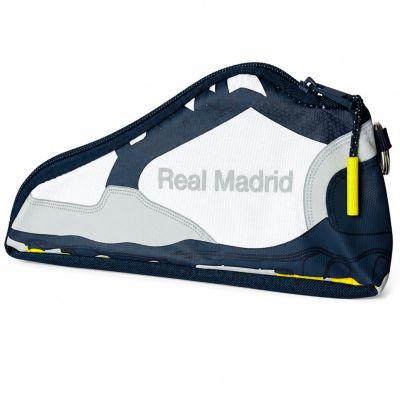 5. Real Madryt piórnik w kształcie buta pencil case 812554584