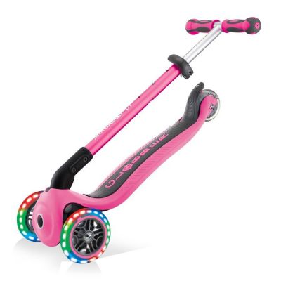 28. Hulajnoga jeździk rowerek Globber GO-UP Deluxe Lights 646-110