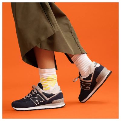 10. Buty New Balance W WL574EVN