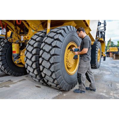 4. Bosch klucz udarowy 3/4" model GDS 18V-1600 HC solo, 1600Nm, pierścień
