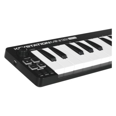 8. M-AUDIO Keystation Mini 32 III - Klawiatura Sterująca