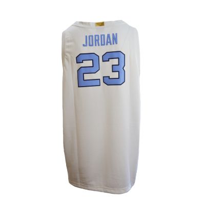 2. Koszulka Swingman Air Jordan NCAA (UNC) Michael Jordan Jersey Replica - CN3000-100