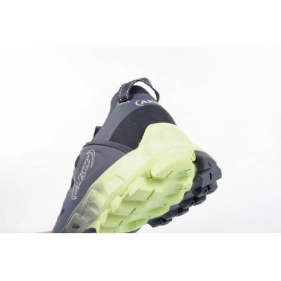 8. Buty trekkingowe Aku Selvatica GTX W 679428