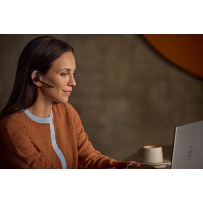 7. Zestaw słuchawkowy HP Poly Voyager Legend 50