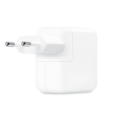 3. Apple Power Adapter 2xUSB-C 35W