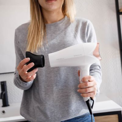 7. Suszarka do włosów Taurus Studio 2500 Ionic 2400W