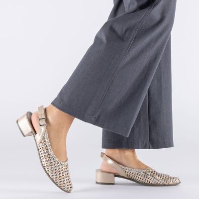 8. Sandały damskie metaliczne beżowe Rieker 47078-90