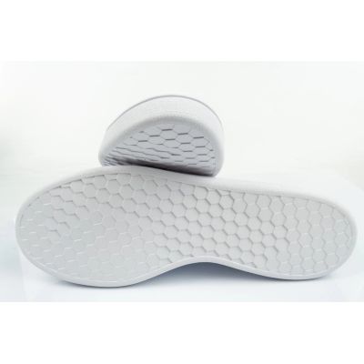 20. Buty adidas Advantage Base M EE7692