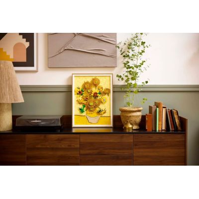 19. LEGO Art 31215 „Słoneczniki” Vincent van Gogh