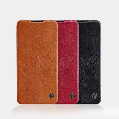 5. Nillkin Qin skórzana kabura etui Xiaomi Redmi Note 9T 5G brązowy