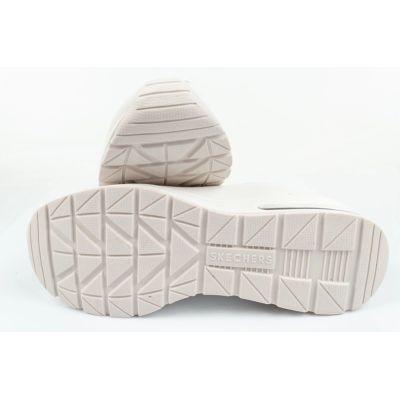 20. Buty Skechers Million Air W 155401