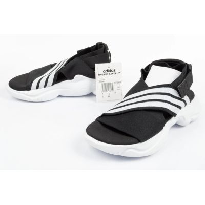 26. Sandały adidas Magmur Sandal W EF5863