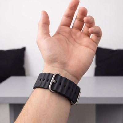 5. Pasek Tech-Protect Iconband Pro na Apple Watch 44 / 45 / 46 / 49 mm - szary
