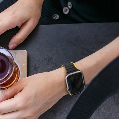 10. Magnetyczny pasek Apple Watch SE, 9, 8, 7, 6, 5, 4, 3, 2, 1 (41, 40, 38 mm) Dux Ducis Strap (LD Version) - czarno-żółty