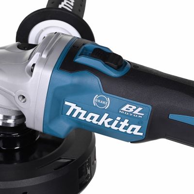 4. Szlifierka kątowa aku 18V DGA513Z MAKITA