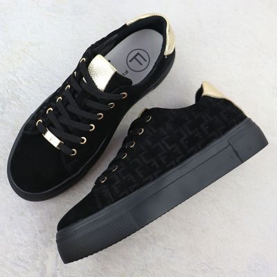 7. Półbuty na platformie Filippo W DP6850 PAW640