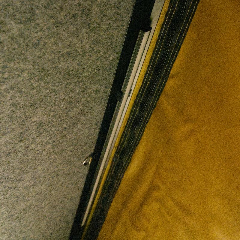 29. Namiot dachowy Offlander Triangle Slim Coyote OFF_RTT_SLIM