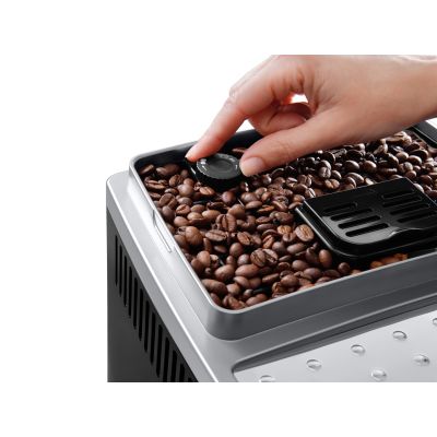 4. Ekspres ciśnieniowy DeLonghi ECAM 250.23.SB