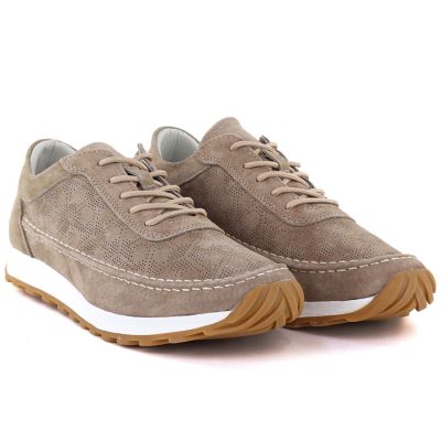 4. Skórzane półbuty damskie zamszowe jasny braz Sergio Leone SP001