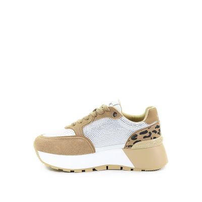 23. Buty Goe DW RR2N4070
