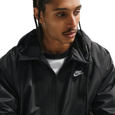 3. Kurtka męska Nike Windrunner czarna HV8369 010