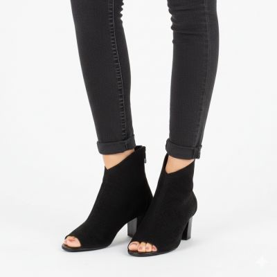 6. Botki damskie ażurowe open toe czarne M.Daszyński MR1954-23