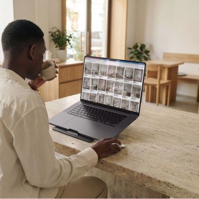 14. Podstawka pod laptopa Spigen SlimFold LD201-S8 pod laptop - szara