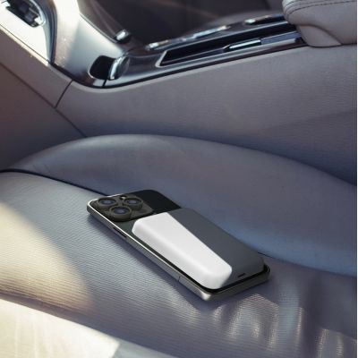 6. Powerbank magnetyczny Wozinsky WRW349YWS 10000 mAh - biały