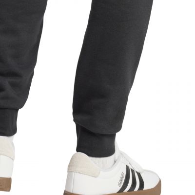 5. Spodnie adidas Essentials Big Logo French Terry M IN6163