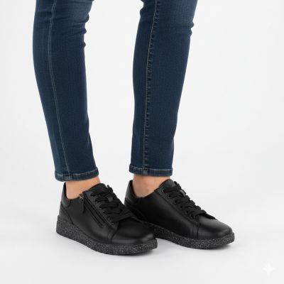 5. Skórzane półbuty damskie na podwyższeniu czarne Jezzi 138