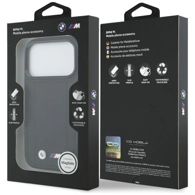 8. Etui BMW M Quilted Logo MagSafe na iPhone 17 Pro - czarne