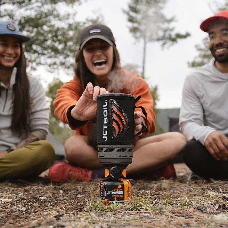 11. Kuchenka flash-carbon JETBOIL