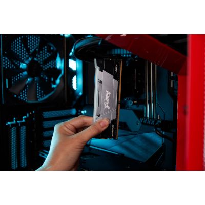 21. KINGSTON DDR4 16GB 4266MT/s CL19 DIMM FURY Renegade RGB