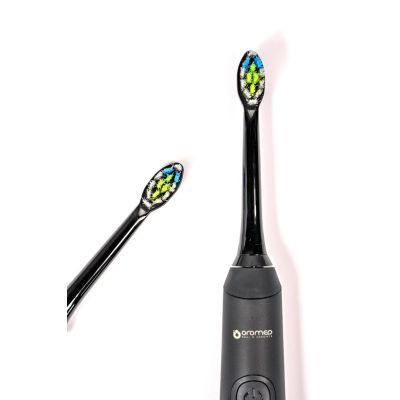 3. Szczoteczka soniczna ORO-SONIC PROFESSIONAL BLACK