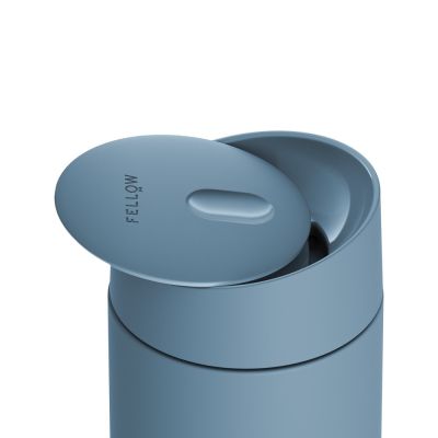 3. Kubek termiczny 473 ml Carter Slide Mug Fellow pudrowy niebieski