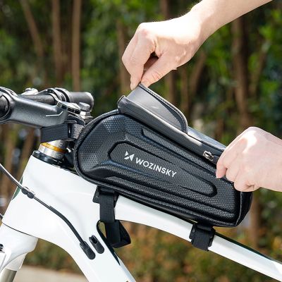 5. Sakwa rowerowa Wozinsky na ramę pancerna z kieszonką na telefon 1.7 l - czarna