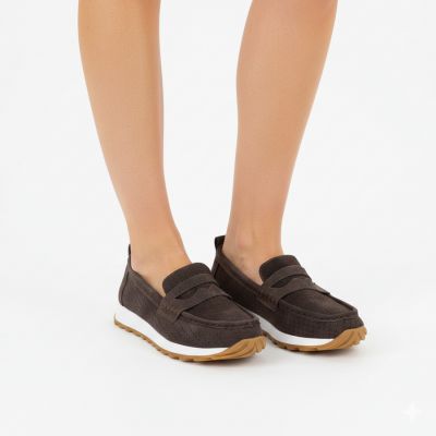 11. Czółenka na słupku cieliste Sergio Leone PB178