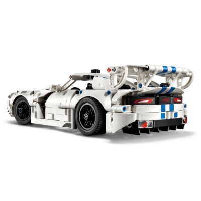 6. LEGO Technic 42234 - Samochód sportowy Dodge Viper GTS-R