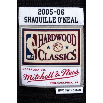 4. Koszulka Mitchell &Ness NBA Swingman Miami Heat Shaquille O`Neal M SMJYAC18017-MHEBLCK05SON