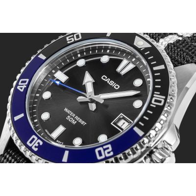 11. Zegarek Męski CASIO MDV-10C-1A2VEF + BOX