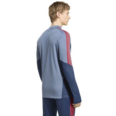 2. Bluza adidas FC Bayern DNA Training Top KF1037