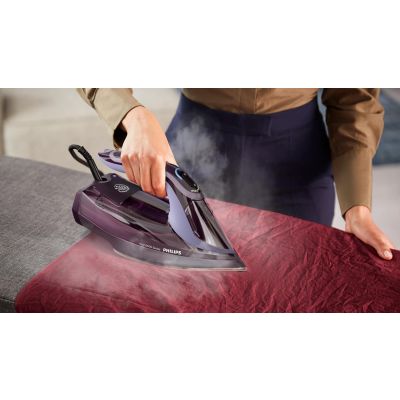 30. Philips | DST8021/30 | Żelazko parowe | Ciągła para 55 g/min | Wydajność silnego uderzenia pary 240 g/min | Purpura